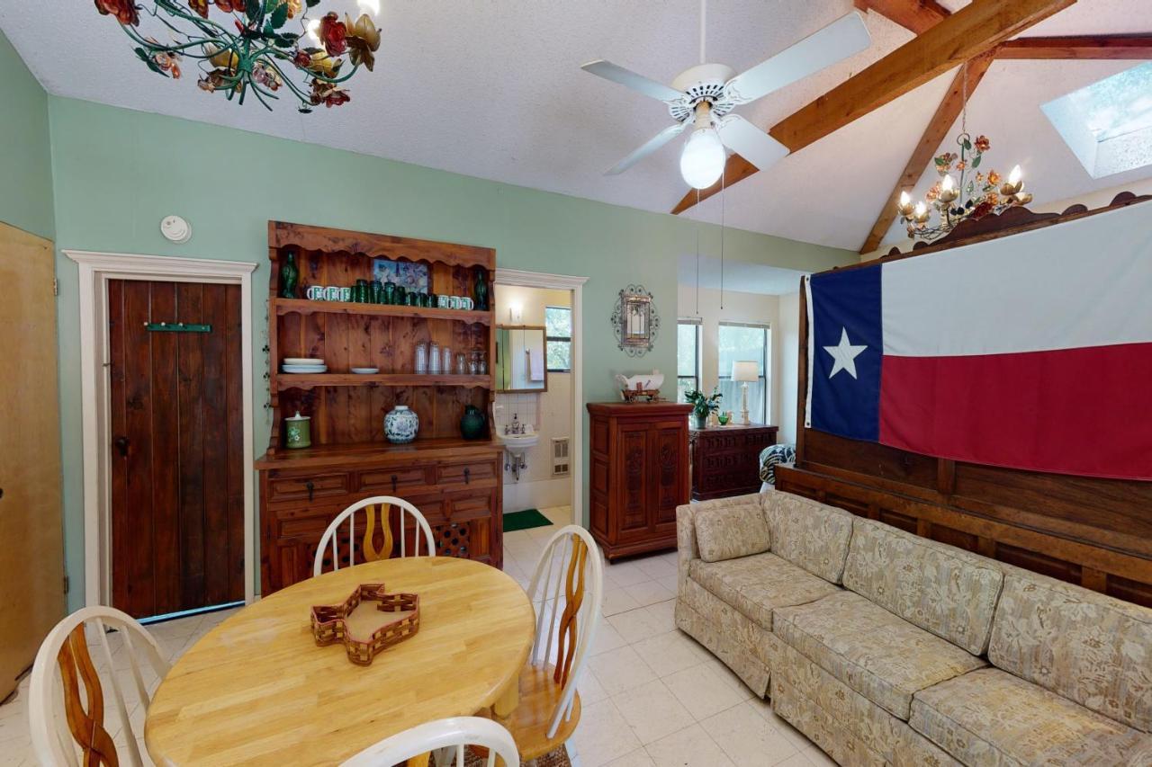 Shamrock Cottage Ingram Экстерьер фото