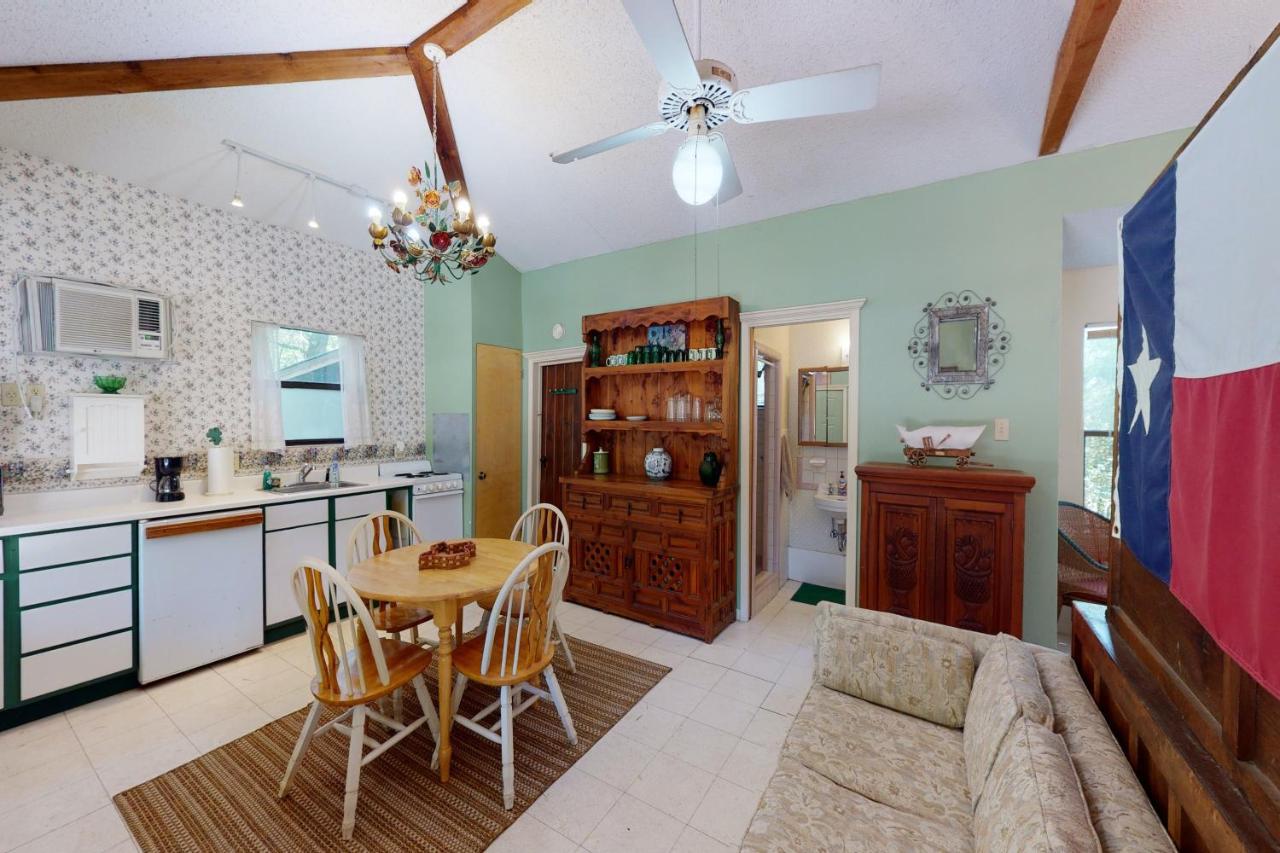 Shamrock Cottage Ingram Экстерьер фото