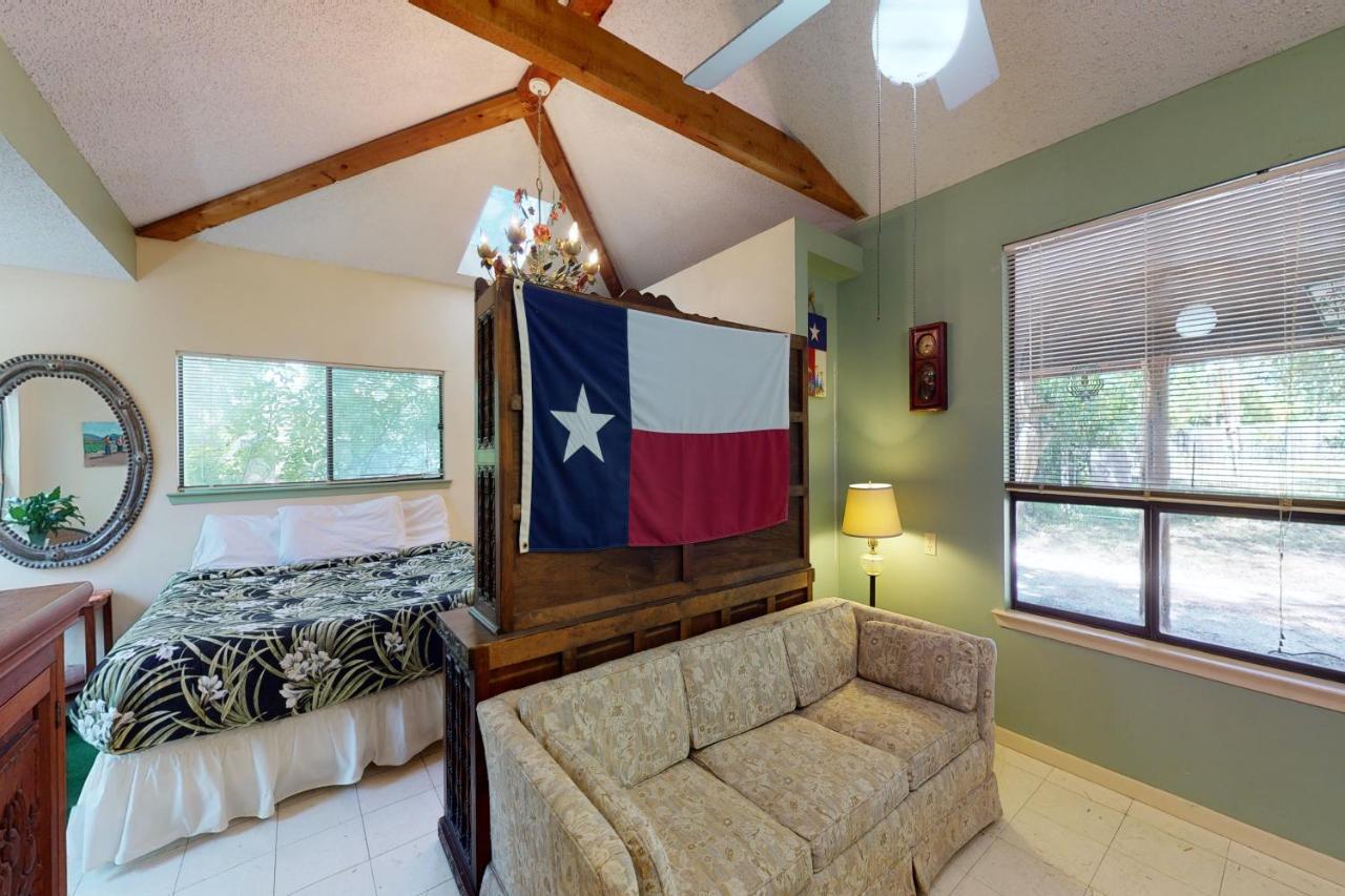 Shamrock Cottage Ingram Экстерьер фото