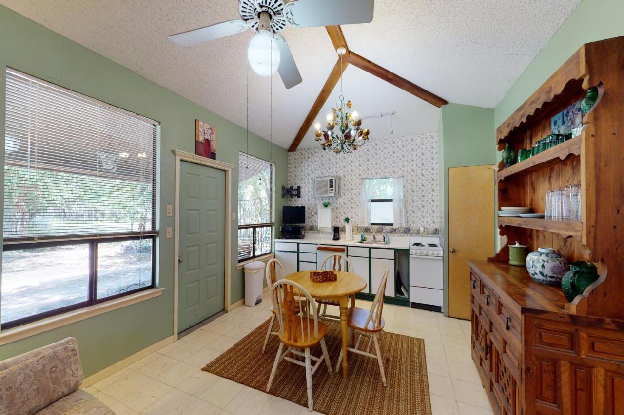 Shamrock Cottage Ingram Экстерьер фото