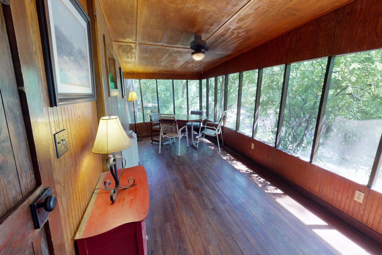 Shamrock Cottage Ingram Экстерьер фото